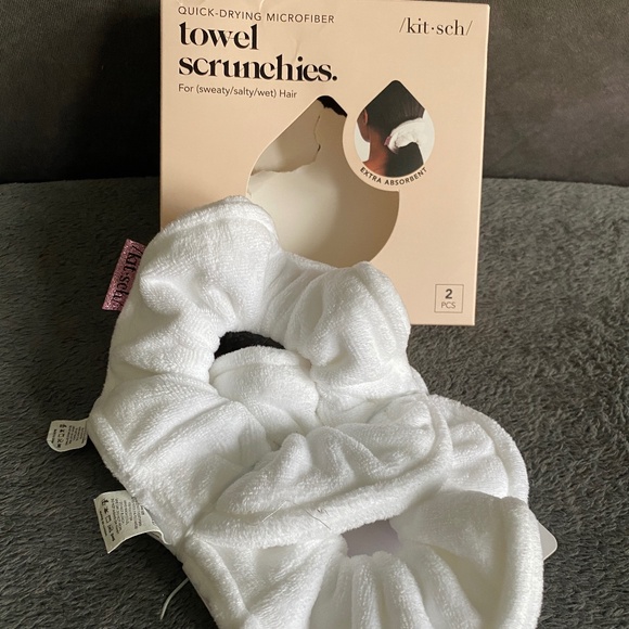 KITSCH - Quick-Drying Microfibre Towel Scrunchies x 2 - White - Brand New - Picture 1 of 1